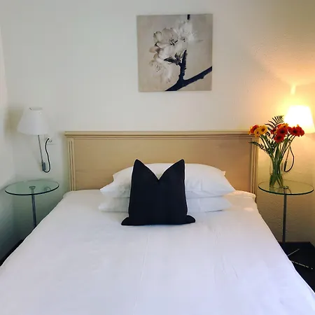 Hotel Neufeld 3*