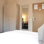 نوفيلد 3*