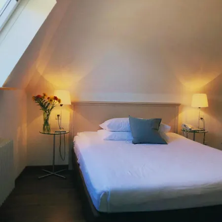Neufeld Otel 3*