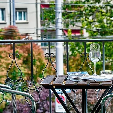 Otel Neufeld 3*