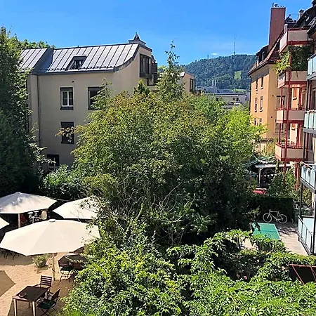 Otel Neufeld 3*