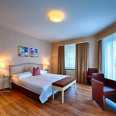 Otel Neufeld