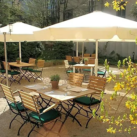 Otel Neufeld