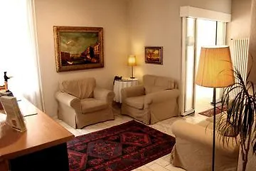 Otel Neufeld