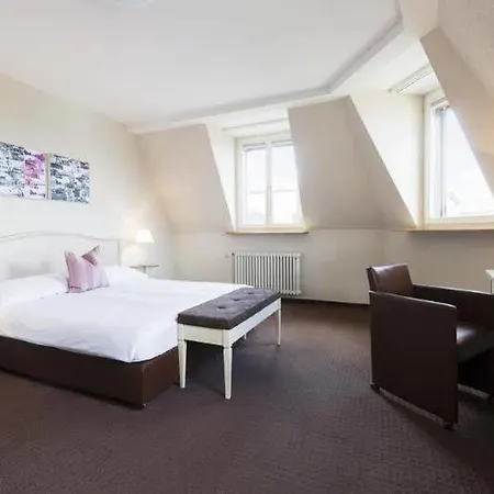 Neufeld Hotel Zurich